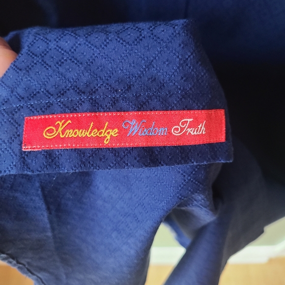 Robert Graham Button Down Shirt in Blue - Picture 4 of 5